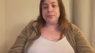 Cumwithmee111 live cam on Cam4
