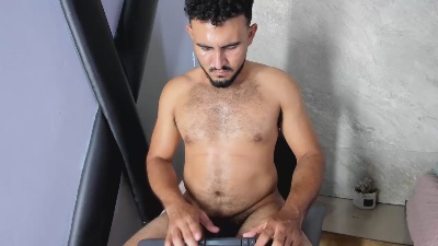 Cupeer_1 live cam on Cam4