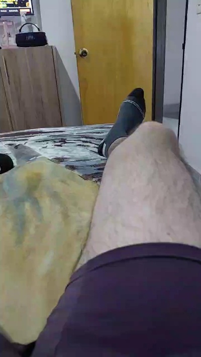 Curiosocalient live cam on Cam4