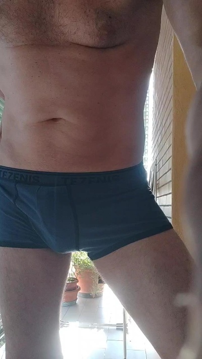 Curiosohot live cam on Cam4