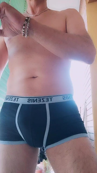 Curiosohot live cam on Cam4