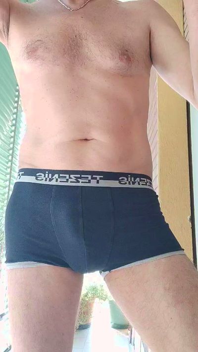 Curiosohot live cam on Cam4