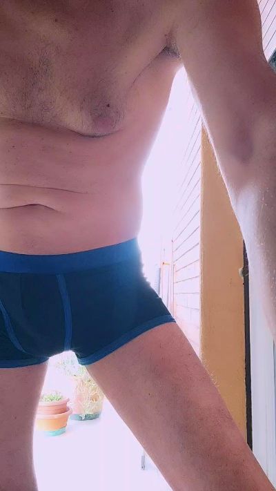 Curiosohot live cam on Cam4