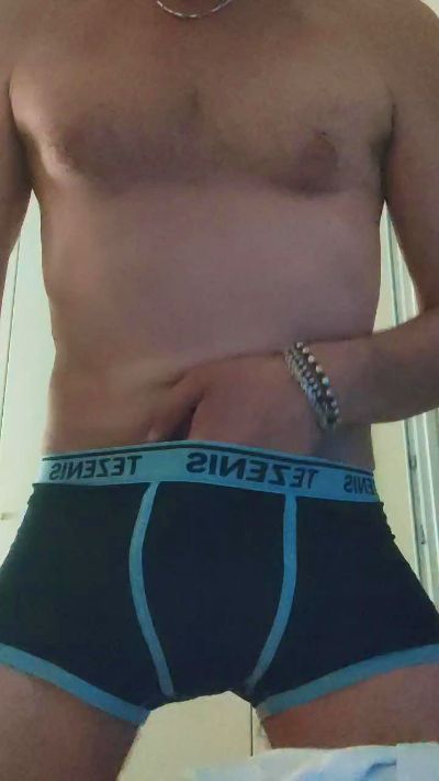 Curiosohot live cam on Cam4
