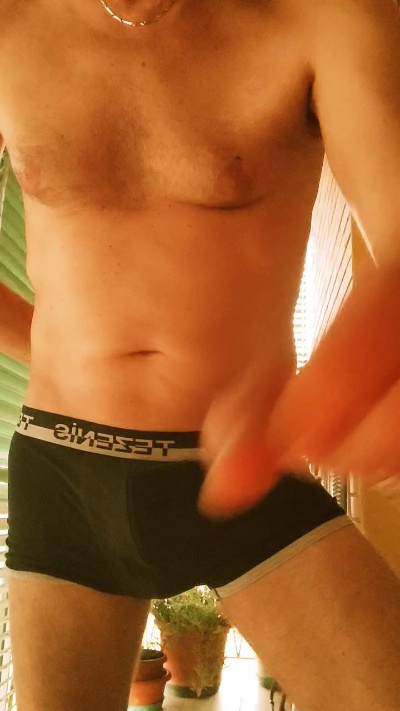 Curiosohot live cam on Cam4