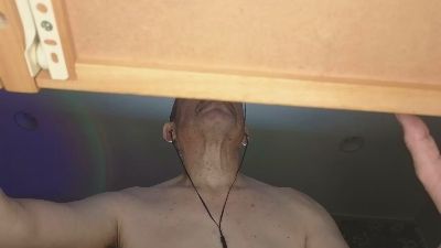 CuriousBisex22 live cam on Cam4