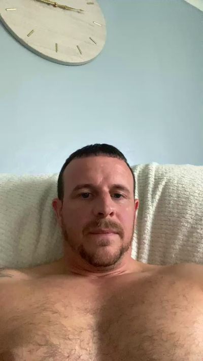 CuriousCrock live cam on Cam4