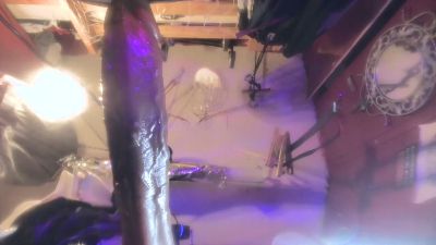 CuriousDD69 live cam on Cam4