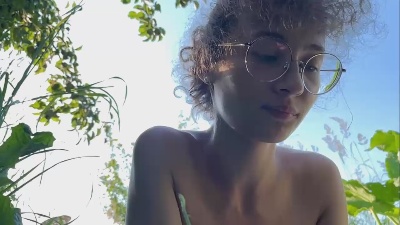 CurlyWinxy live cam on Cam4