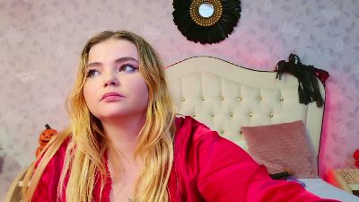 CurvyAly live cam on Cam4