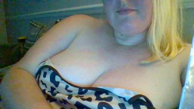 CurvyScarlettXX live cam on Cam4