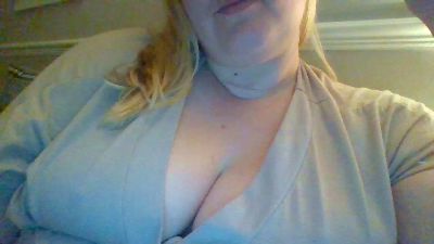 CurvyScarlettXX live cam on Cam4