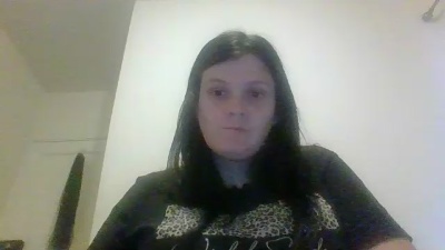 Curvyshyjade live cam on Cam4