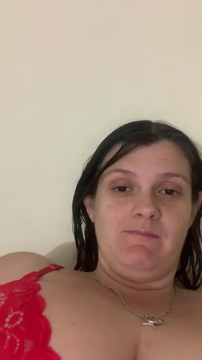 Curvyshyjade live cam on Cam4