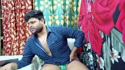 CuteGuyy live cam on Cam4