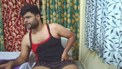 CuteGuyy live cam on Cam4