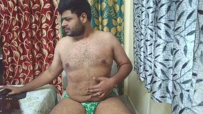 CuteGuyy live cam on Cam4
