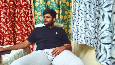 CuteGuyy live cam on Cam4
