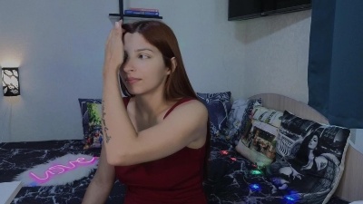 CuteRed__ live cam on Cam4