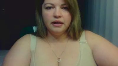 Cute_Christy26 live cam on Cam4