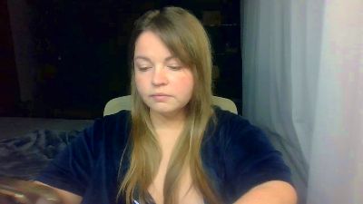 Cute_Christy26 live cam on Cam4