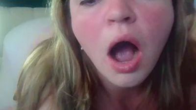 Cute_Christy26 live cam on Cam4