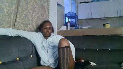 Cutemilah live cam on Cam4
