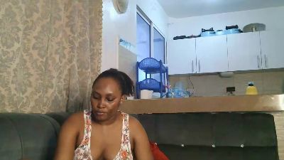 Cutemilah live cam on Cam4