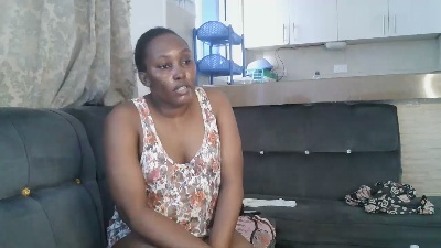 Cutemilah live cam on Cam4
