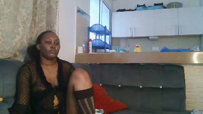 Cutemilah live cam on Cam4