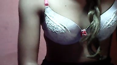 Cutii77 live cam on Cam4