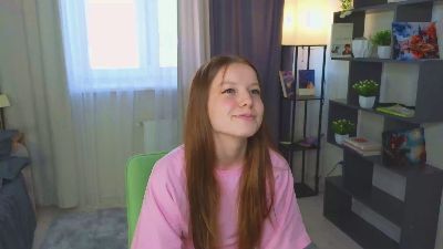 Cuttyfrutty live cam on Cam4