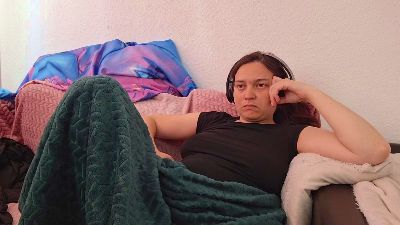 Cyndee_Winter live cam on Cam4
