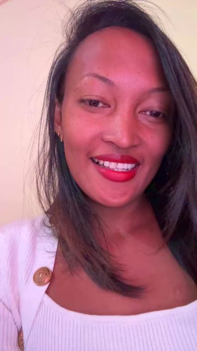 Cynthiase_1 live cam on Cam4