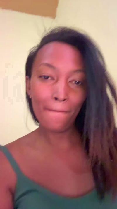 Cynthiase_1 live cam on Cam4