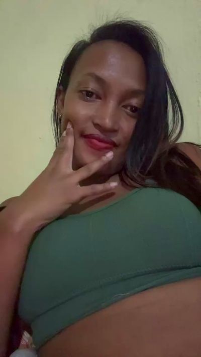Cynthiase_1 live cam on Cam4