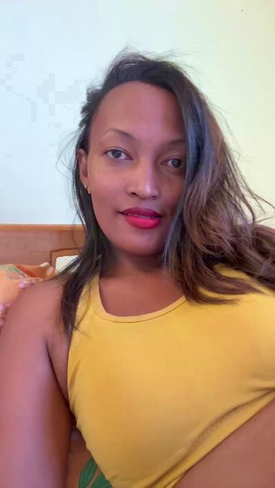 Cynthiase_1 live cam on Cam4