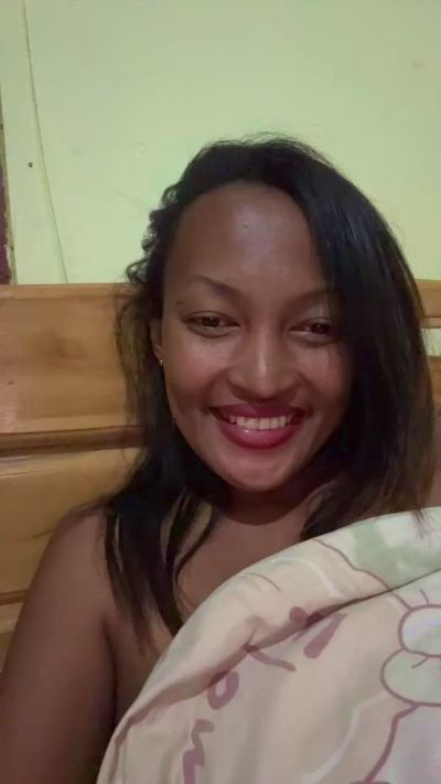 Cynthiase_1 live cam on Cam4