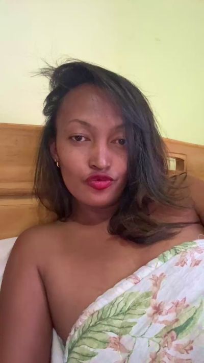 Cynthiase_1 live cam on Cam4
