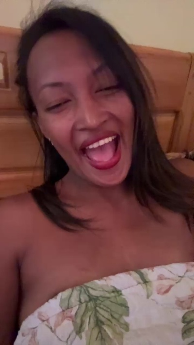 Cynthiase_1 live cam on Cam4