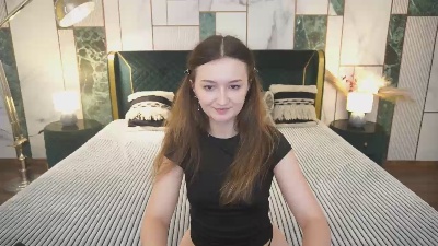 CyrenaLuxe live cam on Cam4