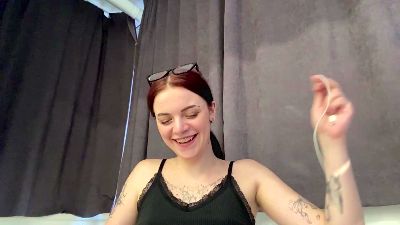 CyrstalEhret live cam on Cam4