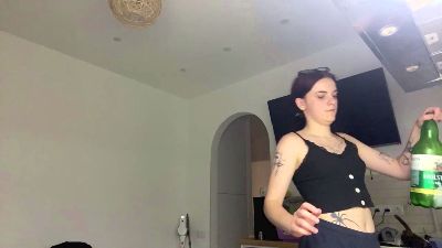 CyrstalEhret live cam on Cam4