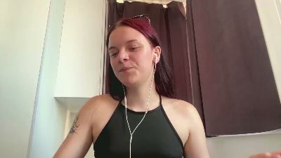 CyrstalEhret live cam on Cam4