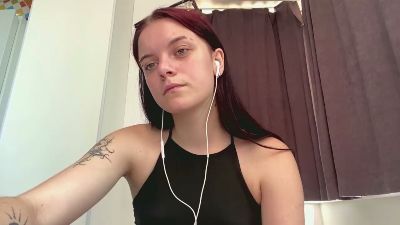 CyrstalEhret live cam on Cam4