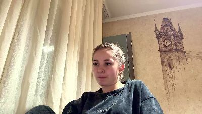 CyrstalMarian live cam on Cam4