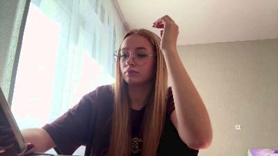 CyrstalMarian live cam on Cam4
