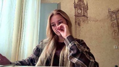 CyrstalMarian live cam on Cam4