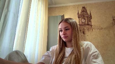 CyrstalMarian live cam on Cam4