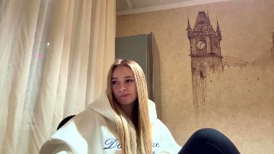 CyrstalMarian live cam on Cam4